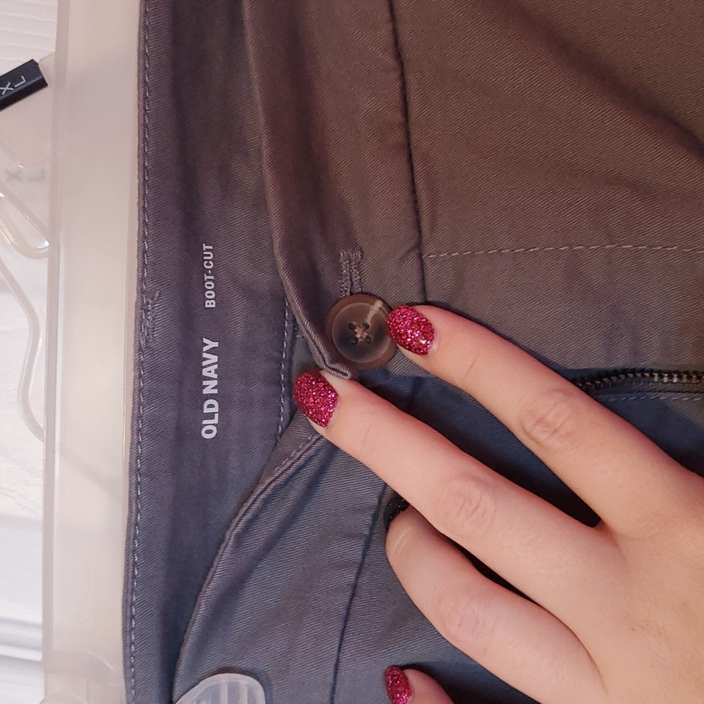 Old Navy pants - Picture 3 of 6